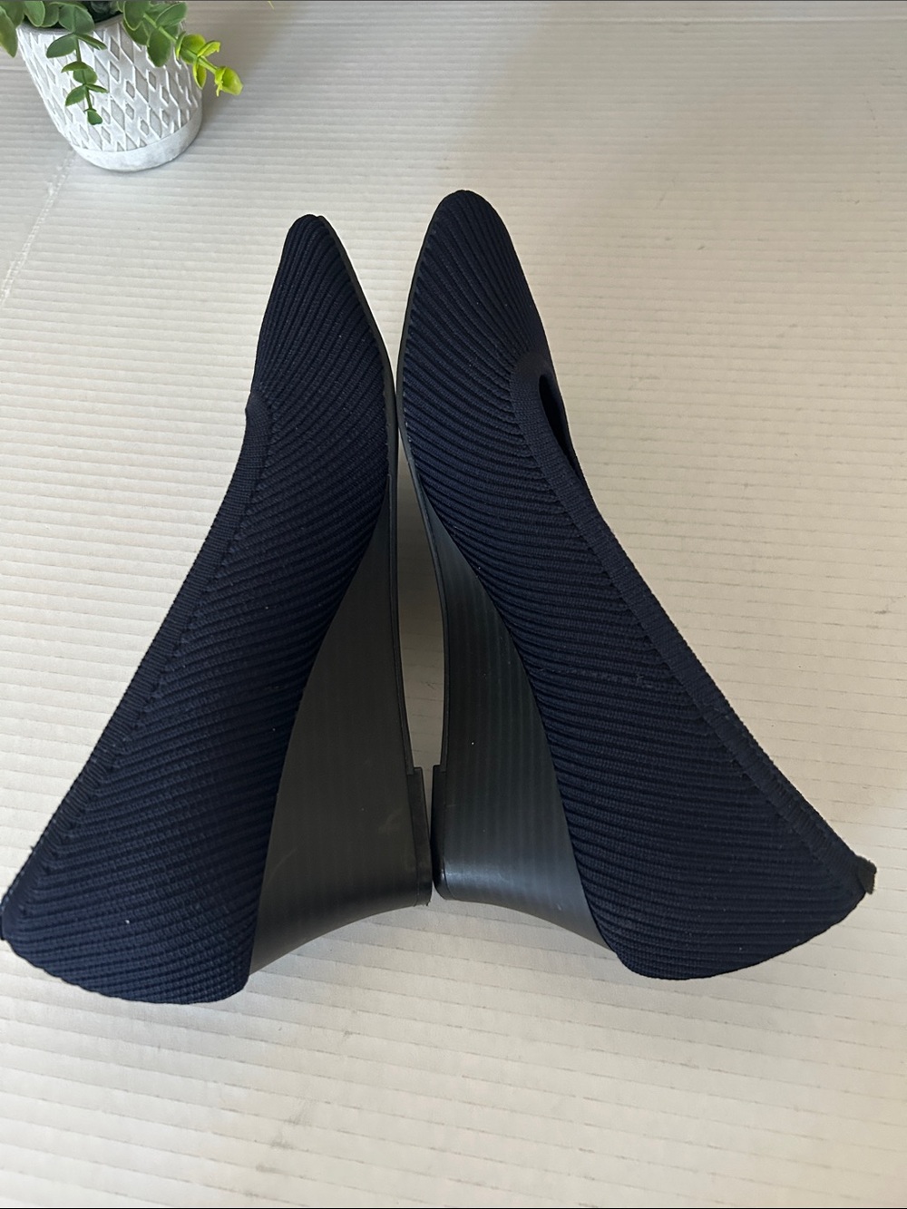 Vivaia Navy Ribbed Knit Wedge Pumps - Picture 7 of 12